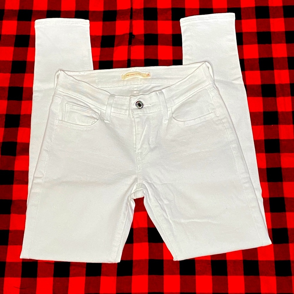 Levi skinny jeans